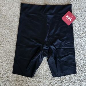 *NWT* anti. By Proof Black High-Waist Shaping Shorts